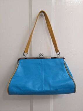 Wilson Leather.Blue Leather Frame Bag with Yellow Strap. Vintage.